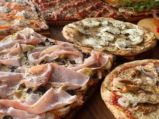 Pizza Champiñón Con York Y Huevo (Mediana Redonda De 30 Cm.)