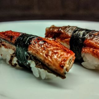Nigiri de Anguila, 2 Piezas