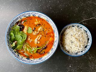 Том Ям з куркою (480+130+20g)