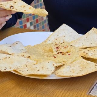 Աղցան հումուս 