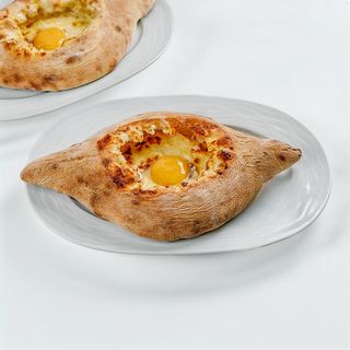 აჭარული ხაჭაპური ცომგამოცლილი კვერცხით