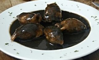 Chipirones en su tinta