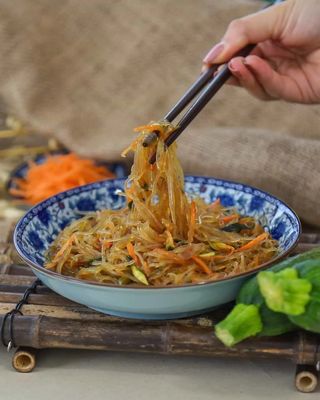 48.Spaghetti di soia piccanti