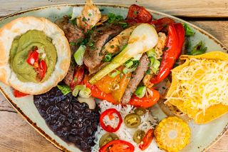 FAJITAS MIXTAS/FAJITAS CHICKEN BEEF