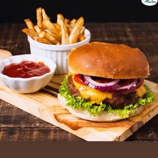 Menú De Hamburguesa Pollo O Ternera