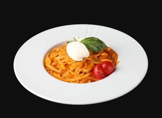 Лингуини с пиле и Филаделфия (400г)