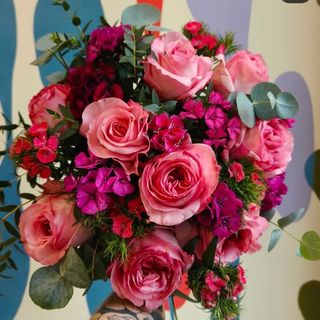 Bouquet con rose rosa