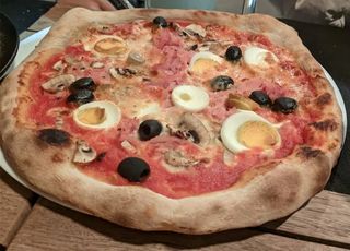 Pizza De Parmigiana (33 Cm.)