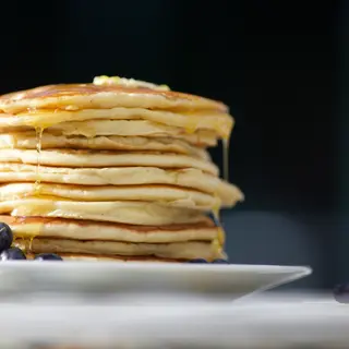 Pancake confiture et fruits 