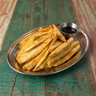 Palitos de berenjena con miel de caña