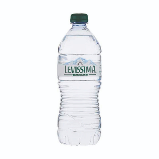 Acqua naturale