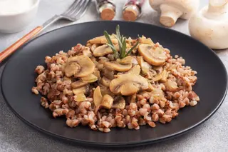 Гречка с грибами  (250 гр.)