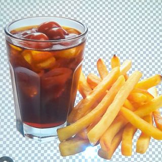 Bebida e batata frita