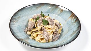 Tagliatelle cu muschi de vita si salsa de trufe