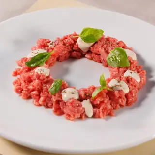 Battuta di vitello con riduzione di lime e the verde