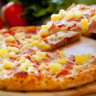Pizza Hawaiana Estilo Mentirosa