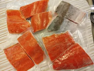 Salmone rosso selvaggio al naturale sockeye