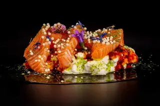 030 Sashimi salmon burrata truffle 3 pezzi