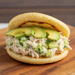 Arepa De Reina Pepiada