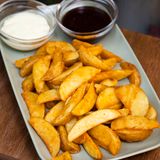 RACIÓN DE PATATAS RÚSTICAS