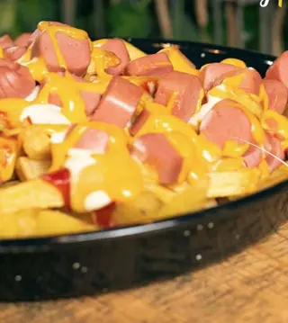 Salchipapas