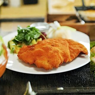 N01,  Bistecca fritta 炸牛排