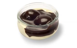 Profiterol fondente e zabaione.