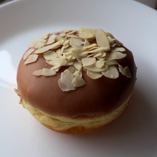 Pączek pomarańcza ze straciatellą