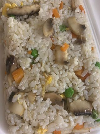 21В.0Пържен ориз с печурки (900гр)