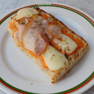 queso Provolone gratinado con Bacon 