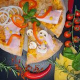 Pizza Quatro ćwiartki 40cm