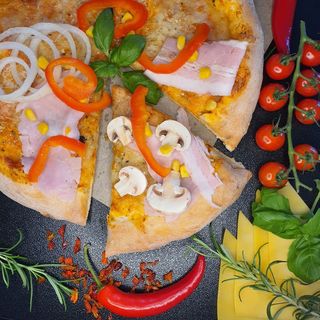 Pizza Quatro ćwiartki 40cm