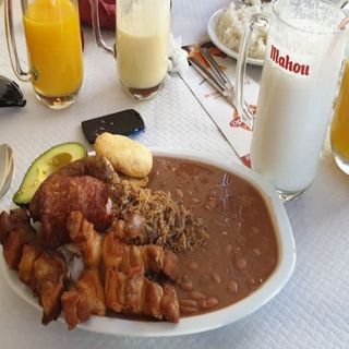 Bandeja Paisa