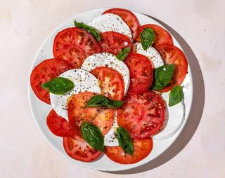 Mozzarella di bufala e pomodoro