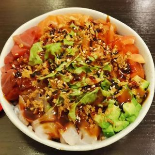 K4 Pokè pesce misto