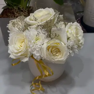 Composition  florale blanche