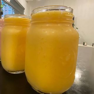Zumo George'S Mango (600 Ml.)