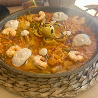 Arroz Con Langostinos Y Alcachofas