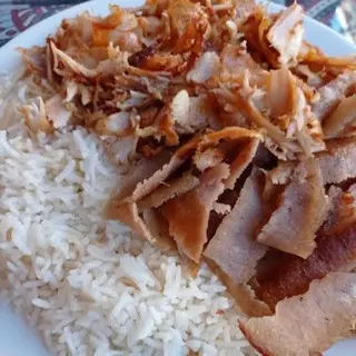 Plato infantil arroz y carne