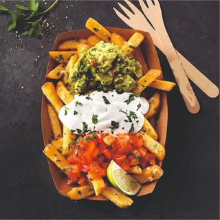 Patate fritte con tre salse