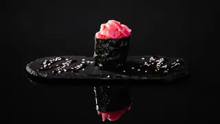 Gunkan Tuna