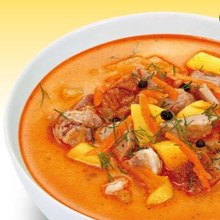 Ciorba cartofi cu afumatura 