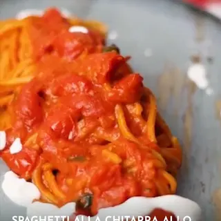 Spaghetti allo scarpariello