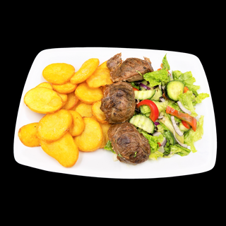 Obrajori de porc cu cartofi chips si salata casei