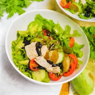 Balanced Chicken Zone 300 гр - свежа салата с пиле