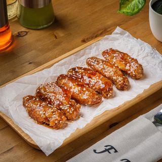 ქათმის ფრთა ტერიაკით