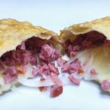 Pastel de feira CALABRESA ( 18 cm aprox. )