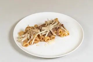 Pasta alla genovese di manzo