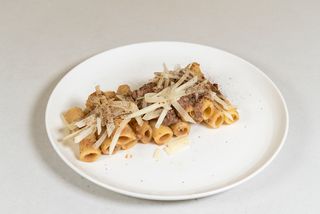 Pasta alla genovese di manzo
