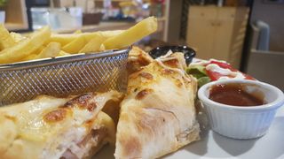 Makloub Escalope Grillé